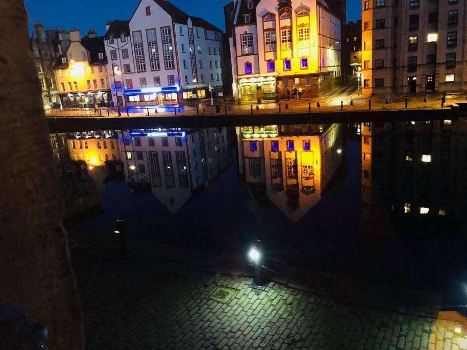 Vibrant Apartment At The Shore In Leith EDI Exterior photo